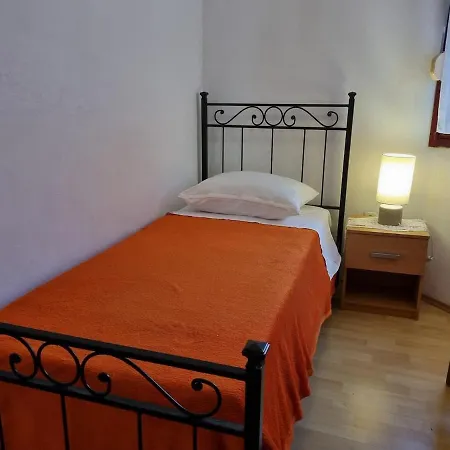 Dimora Di Nadia Lägenhet *